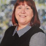 Ms Sharon Rowe : School Secretary / Midday Dinner Assistant - Ysgrifenyddes Ysgol / Cynorthwy - ydd Cinio Canol Dydd
